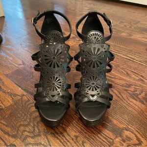 NWT Isola Platform Black Leather Heels